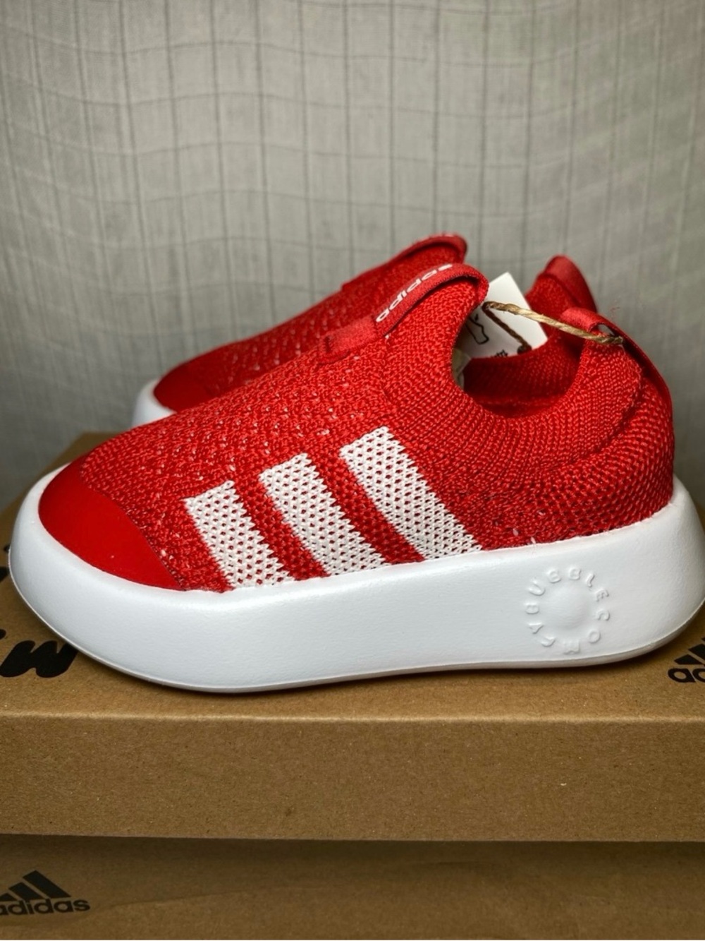 Adidas Bubble Comfy
